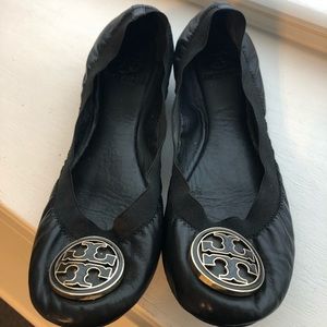 Tory Burch caroline leather black flats